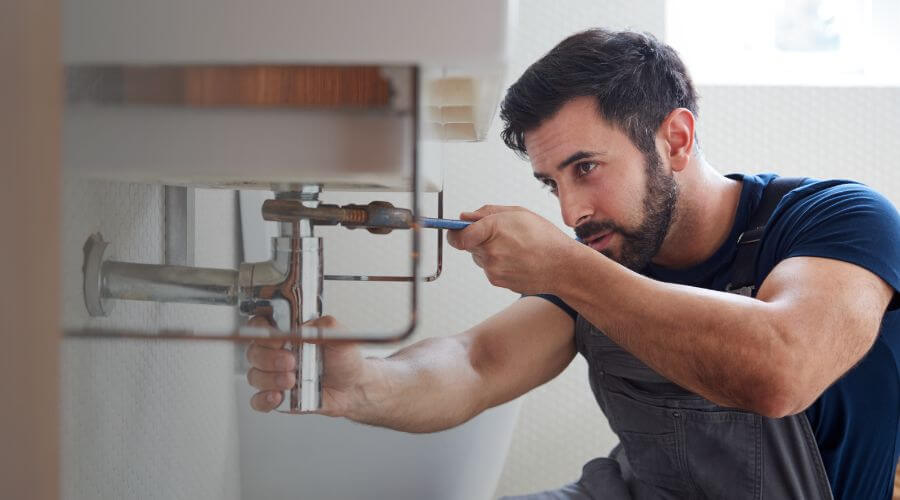 Local expert plumbing services in Connersville, IN